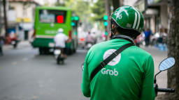 Grab 'chìm' trong thua lỗ