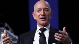 5 bài học thành công của tỷ phú Jeff Bezos sau 27 năm gắn bó với Amazon