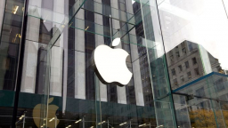 Doanh thu Apple 'tăng vọt' trong quý II/2021