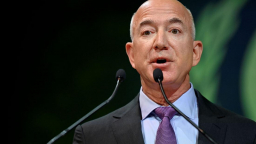 Nhận thấy tính mong manh của thiên nhiên, tỷ phú Jeff Bezos bỏ ra 2 tỷ USD để 'cứu' trái đất