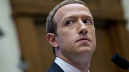 Lý do cổ phiếu Facebook lao dốc