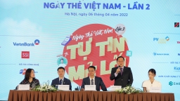 Ngày Thẻ Việt Nam lần 2: Tự tin mở lối - Trải nghiệm công nghệ thanh toán không tiền mặt