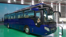 Thaco Auto giới thiệu dòng xe bus Mercedes-Benz mới