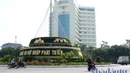 Chủ khách sạn Phương Đông 'ngược dòng' báo lãi 7,6 tỷ đồng