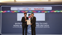 Agribank được vinh danh với 3 giải thưởng Ngân hàng Việt Nam tiêu biểu năm 2022