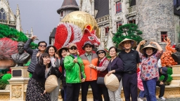  'Mùa Giáng sinh trên mây' hấp dẫn du khách đến Sun World Ba Na Hills