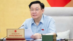Chủ tịch Quốc hội Vương Đình Huệ: Kinh tế báo chí đang rất khó khăn