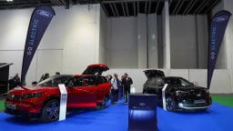 Ford Motor cảnh báo thiệt hại 1,5 tỷ USD vì thuế quan Trump