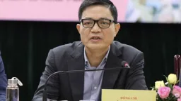 'Tiếp tay' cho thực phẩm chức năng giả, nguyên Cục trưởng Cục An toàn thực phẩm Bộ Y tế bị bắt