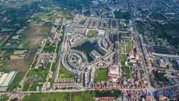 Tăng trưởng kinh tế không thể bám mãi vào 'mặt đất'