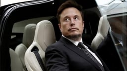 Elon Musk gặp rủi ro lớn khi hàng loạt nhân tài rời khỏi Tesla