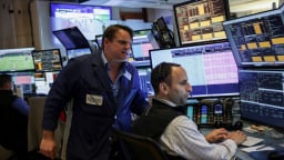 S&P 500 và Nasdaq đóng cửa ở mức cao kỷ lục nhờ thỏa thuận thương mại với Việt Nam