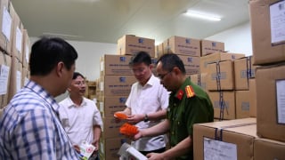 Bắt giám đốc Công ty dược phẩm Fusi sản xuất 'thực phẩm bảo vệ sức khỏe' giả