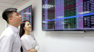 Tăng liền 7 phiên, VN-Index tiếp tục lên đỉnh mới