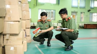 Đường sản xuất, buôn bán sách giáo khoa giả được phá trước năm học mới như thế nào?