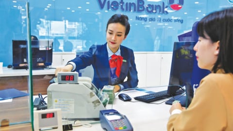 VietinBank báo lãi quý II tăng 80%, cổ phiếu bứt phá