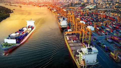 Sau ADB, đến lượt Standard Chartered hạ điều chỉnh dự báo tăng trưởng GDP Việt Nam