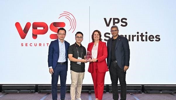 VPS nhận giải thưởng tại Red Hat APAC Innovation Awards 2024 