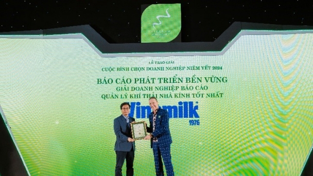 Vinamilk nhận loạt giải thưởng về quản trị và phát triển bền vững