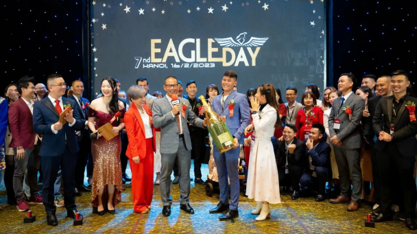 Eagle Day 9 - nơi quy tụ của hàng nghìn doanh nhân