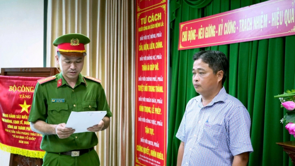 Vì sao Phó Ban Tuyên giáo và Dân vận Thành ủy Cần Thơ bị bắt? 