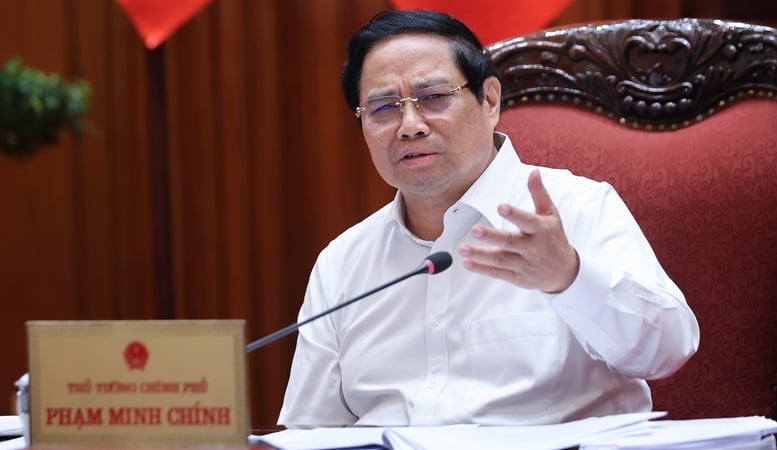 Thủ tướng: Đổi mới cách làm đầu tư công, tập trung cho các dự án 'xoay chuyển tình thế'