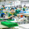 Sức khỏe ngành sản xuất Việt tiếp tục cải thiện; đơn hàng xuất khẩu mới vẫn giảm do thuế quan