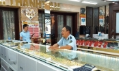 TP.HCM tạm giữ lượng hàng hóa vi phạm của các tiệm vàng gần 500 triệu đồng