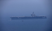 Tàu sân bay USS Carl Vinson đang vào cảng Tiên Sa