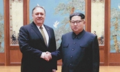 Ông Kim Jong Un cười phá khi ngoại trưởng Mỹ đùa 'vẫn tìm cách giết...'
