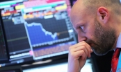 Dow Jones giảm hơn 450 điểm, S&P 500 có phiên giao dịch tệ nhất kể từ tháng 1