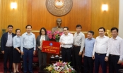 BHXH Việt Nam trao 2 tỷ đồng ủng hộ phòng chống dịch COVID-19
