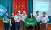 Tạp chí Nhà đầu tư trao 240 suất học bổng và máy tính mới cho học sinh nghèo vượt khó ở Hà Tĩnh