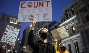 Người Mỹ đổ xuống đường biểu tình sau ngày bầu cử