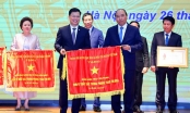 TPBank vinh dự đón nhận cờ thi đua của Chính phủ