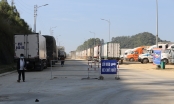 4.000 xe hàng 'mắc kẹt' tại cửa khẩu, Trung Quốc lại báo tin xấu