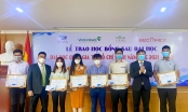 Tập đoàn Novaland trao tặng học bổng đến các học viên, nghiên cứu sinh đại học quốc gia TP.HCM