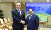 Thủ tướng Phạm Minh Chính nói Việt Nam 'chọn lẽ phải không chọn bên' khi gặp phó thủ tướng Nga