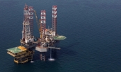 Giá dầu thế giới vọt tăng sau khi Ả-rập Xê-út cắt giảm sản lượng 1 triệu thùng/ngày