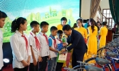 Bảo Việt Nhân thọ trao học bổng 'Quỹ xe đạp chở ước mơ' cho trẻ em hiếu học tỉnh Hải Dương