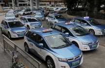 Trung Quốc tạo đột phá trong sản xuất pin lithium giá rẻ cho xe điện