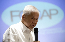 Cựu ngoại trưởng Philippines muốn tịch thu tài sản Trung Quốc vì tàn phá Biển Đông