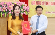 Quảng Ninh công bố quyết định phê chuẩn nữ Phó Chủ tịch UBND tỉnh
