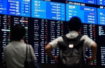 Định giá cổ phiếu khu vực châu Á lên cao nhất một thập kỷ