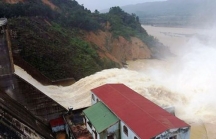 Mưa lớn khiến thủy điện, hồ chứa nước ở Hà Tĩnh đồng loạt xả lũ
