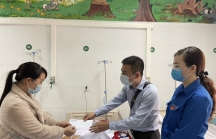 Đoàn Thanh niên Tạp chí Nhà đầu tư trao tặng 30 triệu đồng đến bệnh nhân Bệnh viện Việt Đức