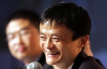 Rời thương trường, tỉ phú Jack Ma vẽ tranh, làm từ thiện