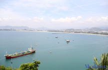 Cận cảnh khu vực được chọn xây cảng hơn 3.400 tỷ dưới chân đèo Hải Vân