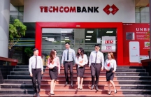 Techcombank cắt giảm gần 500 nhân sự, lương bình quân lên mức 46 triệu đồng