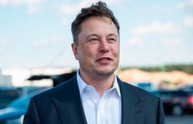 Elon Musk mất hơn 100 tỷ USD trong chưa đầy một năm